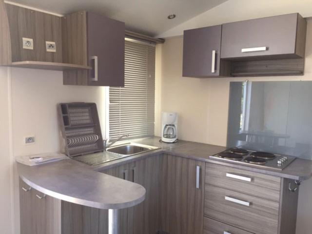 Celine Mobil Home Port-la-Nouvelle Zewnętrze zdjęcie